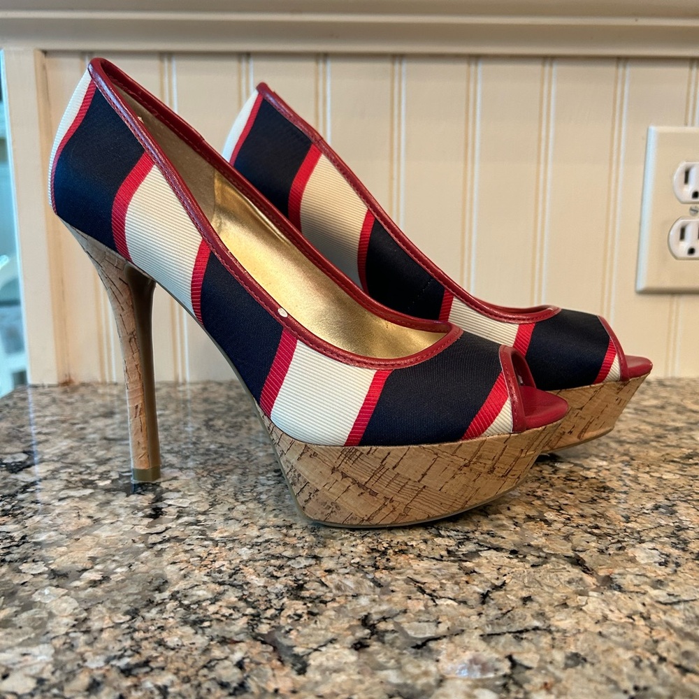 Guess Red White and Blue Cork Open Toe 5” Heel Sandals Size 7